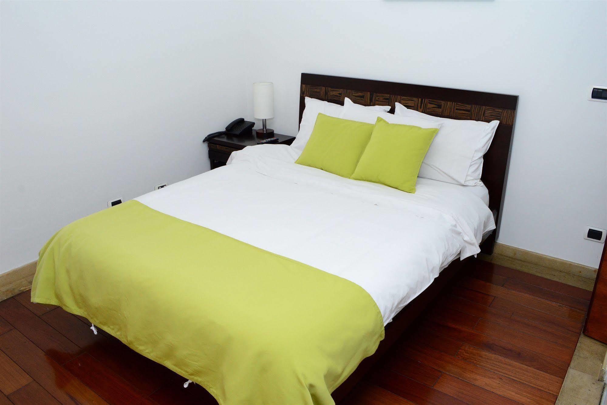 Prisma Suites Chico 94 โบโกตา ภายนอก รูปภาพ